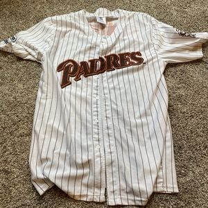 Benito Santiago Padres Hall of Fane Jersey